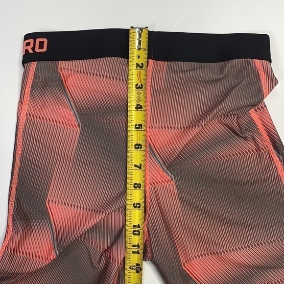 Nike Pro-Dri-Fit Multicolor Elastic Waist Athletic Pull On Capri - Picture 9 of 13
